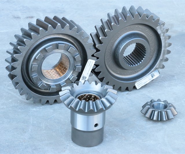 OEM, obr&oacute;bka CNC, toczenie CNC, CNC, kucie precyzyjne, zestaw narzędzi